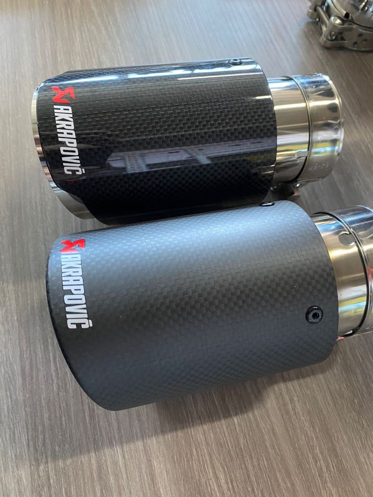 Выхлопные насадки Akrapovic