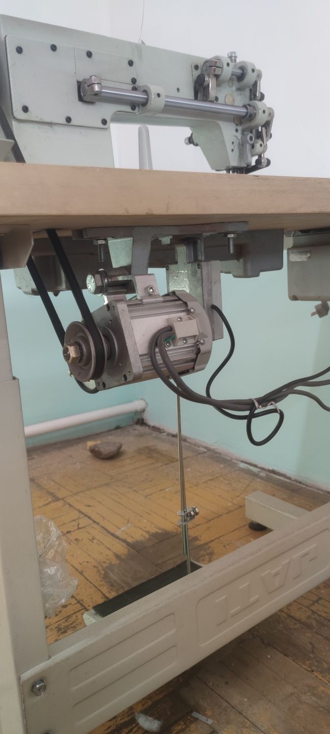 Продам Швейную Машинку "Шагайка" JATI JT-0302 двойного продвижения
