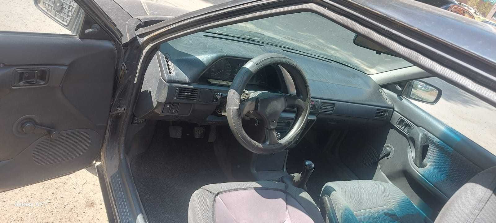 Продам автомобиль Мазда 323  1.8 инжектор МКПП 5 1992 года 4 WD