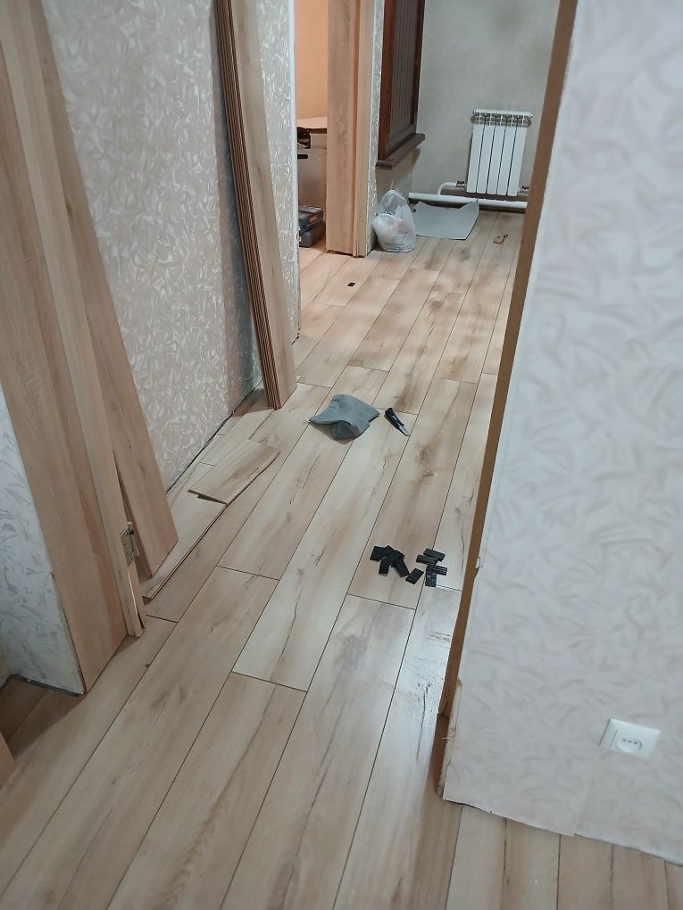 Укладка Ламината и Кварцвинила