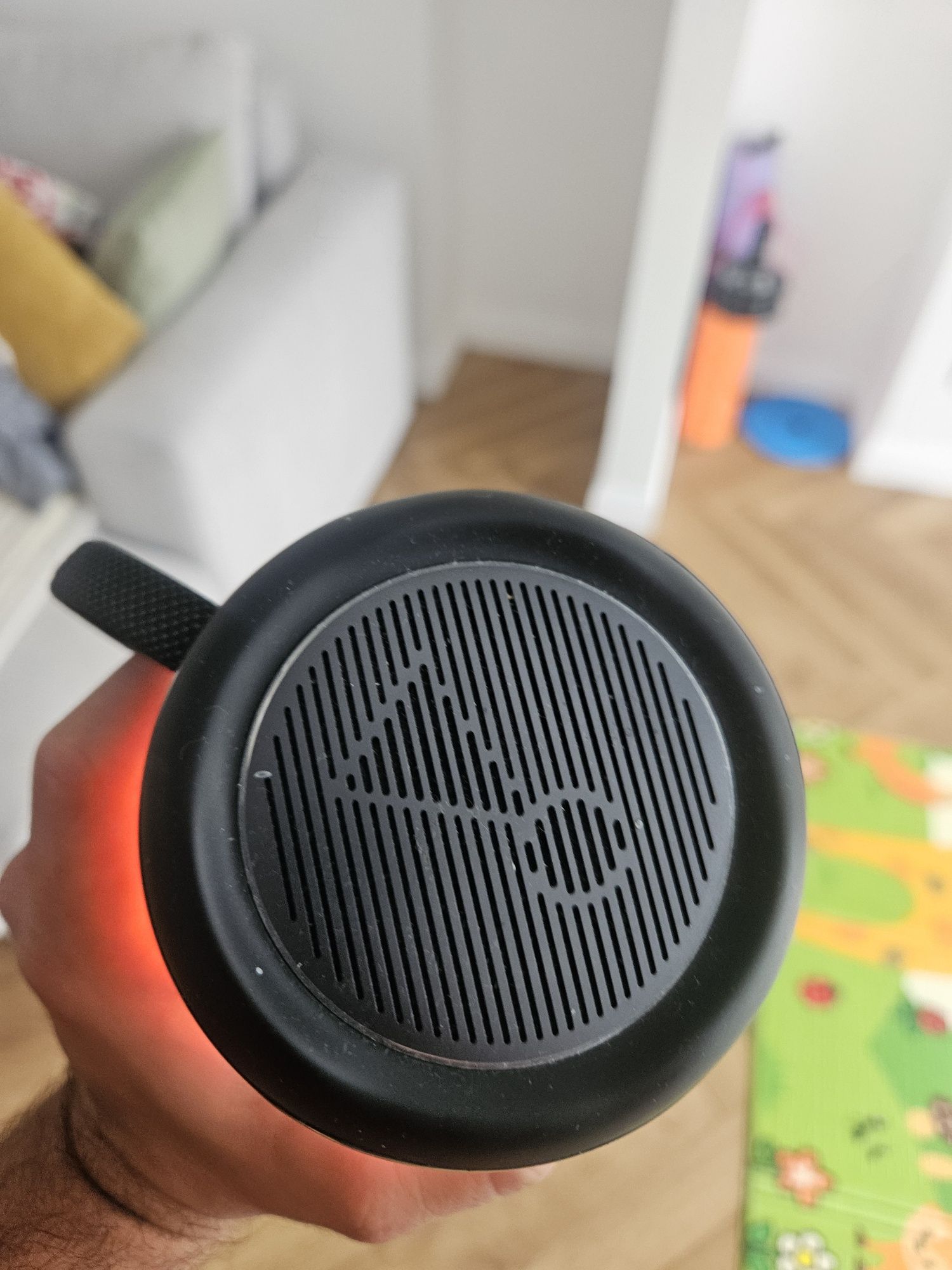 Продам колонки JBL Pulse 5