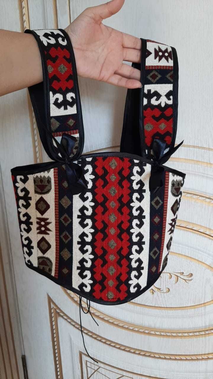 Продаю уникальный этно корсет