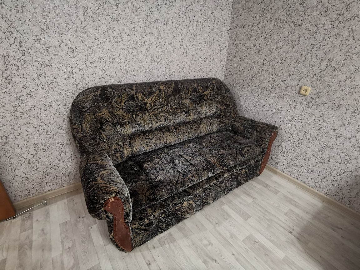 Продам мягкую мебель б/у