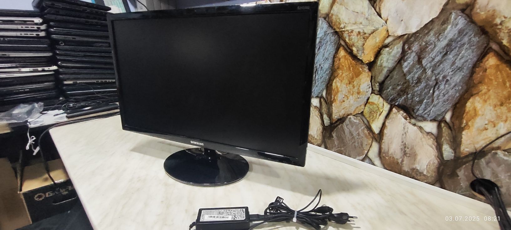 Монитор Samsung 24" HDMI