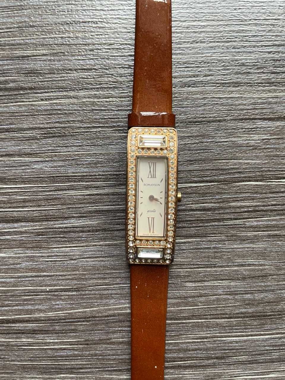 Наручные женские часы Romanson giselle
