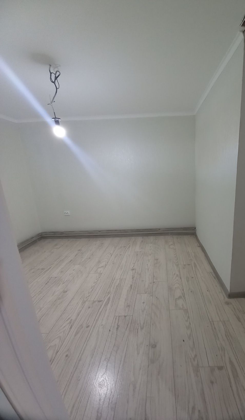 Продаётся 1 ком кв Сары-арка 25/2