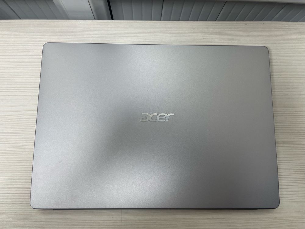 Ноутбук Acer Swift SSD 128 ОЗУ 4 Тонкий Популярный Ноутбук