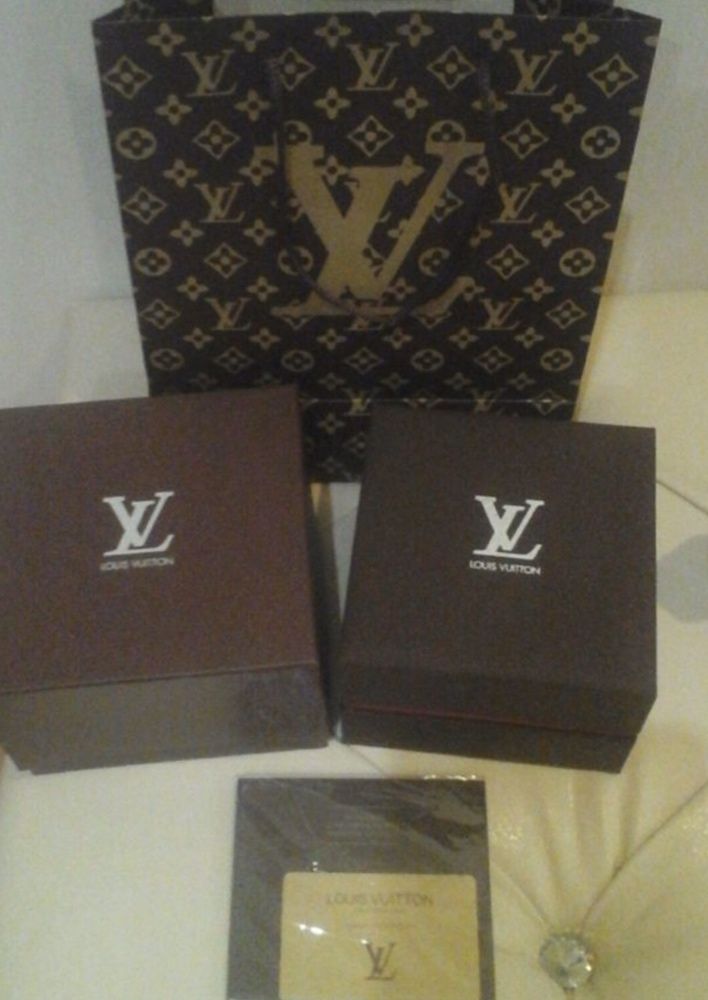 Новые часы Louis Vuitton из Италии