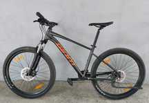Велосипеды Giant Talon , размеры S , М и L.  Scott Aspect L .