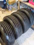 Продам шины "Roadstone"