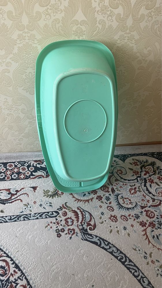 Продам ванночку детскую