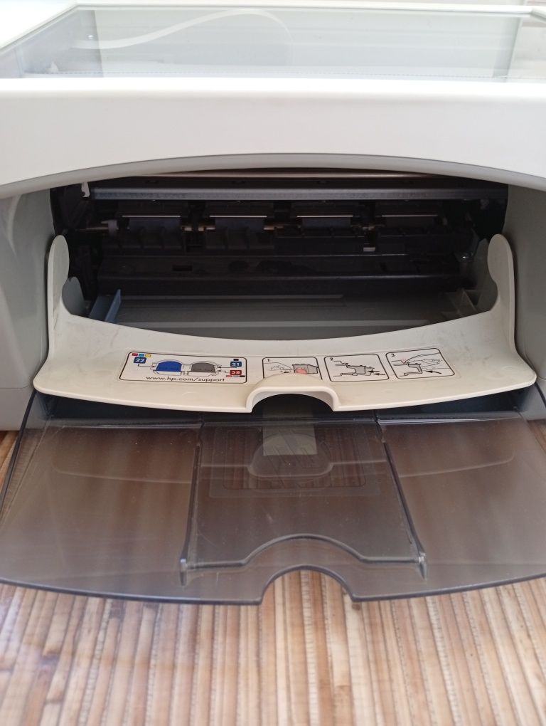 Цветной принтер HP