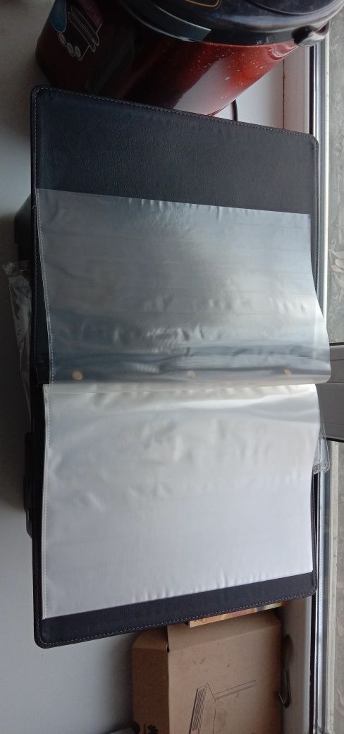 Продам новый книшка для меню