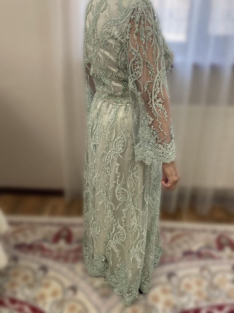 Платье берёзовый цвет