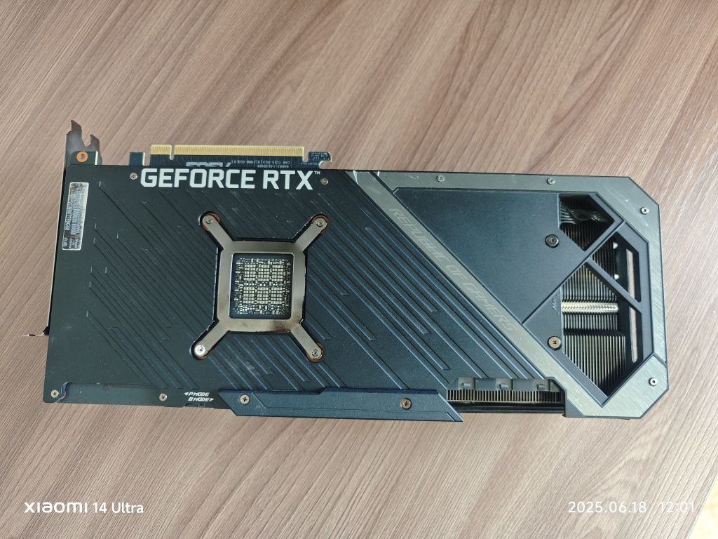 Видеокарта Asus Rog Strix RTX 3080ti 12gb