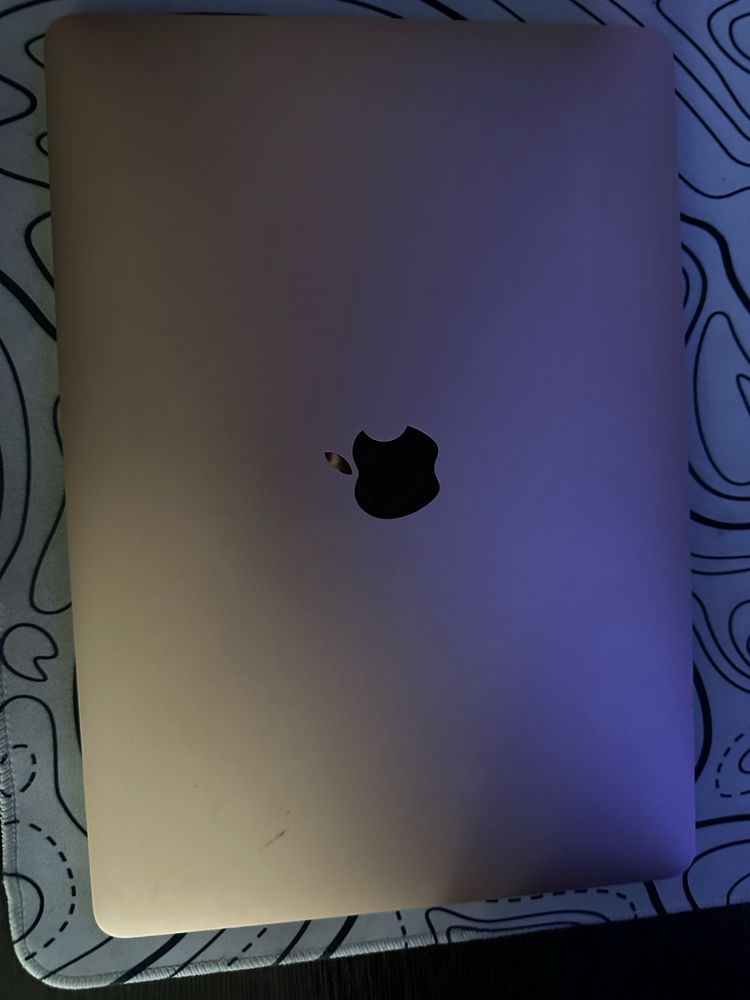 Apple macbook air 2020 m1