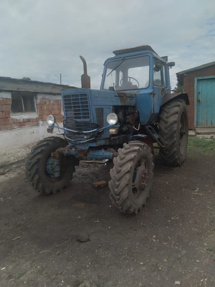 Трактор МТЗ 82 + Телега ПТС 4