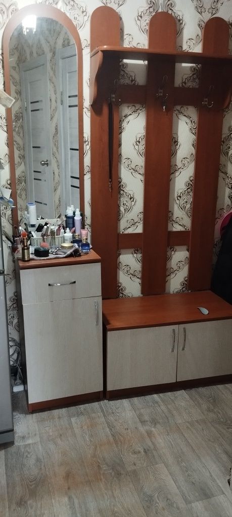 Прихожая в хорошем состоянии.