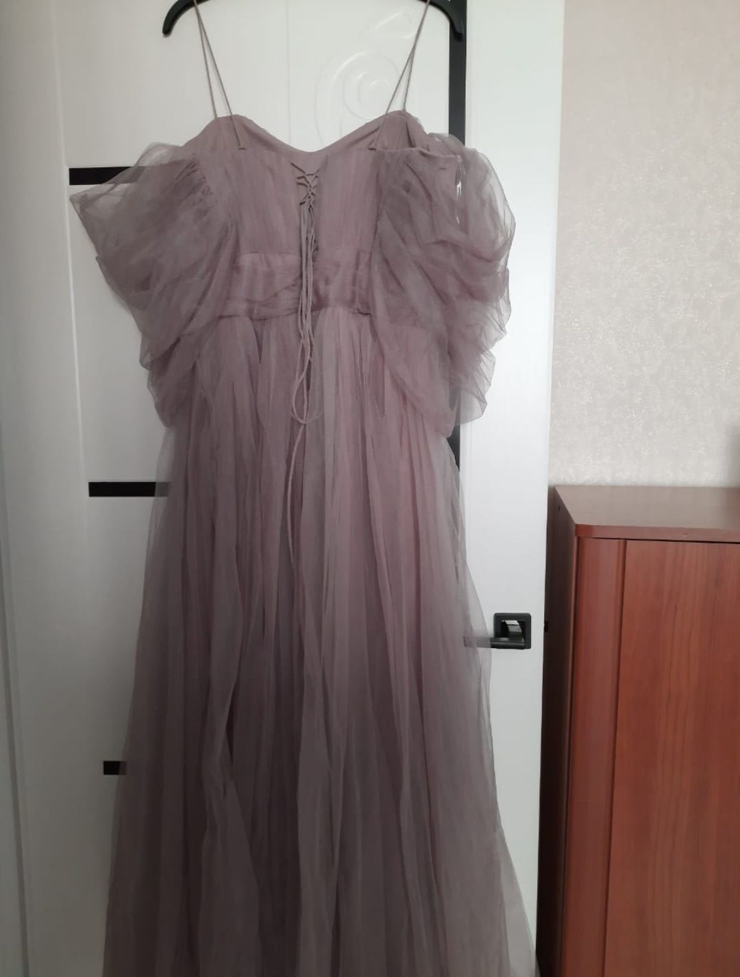 Продам шикарное платье