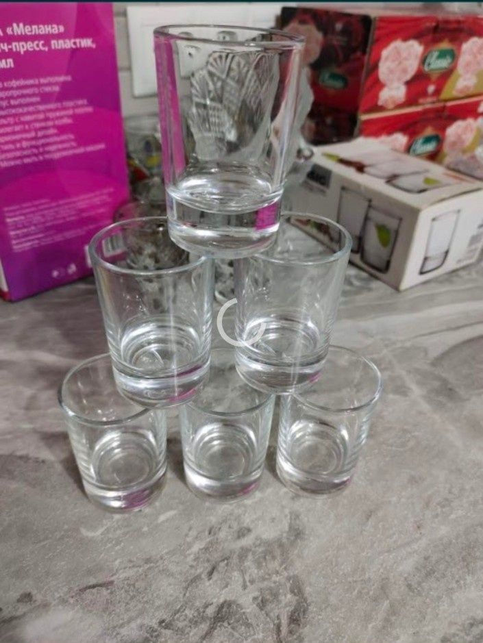 Продам рюмки в хорошем состояние
