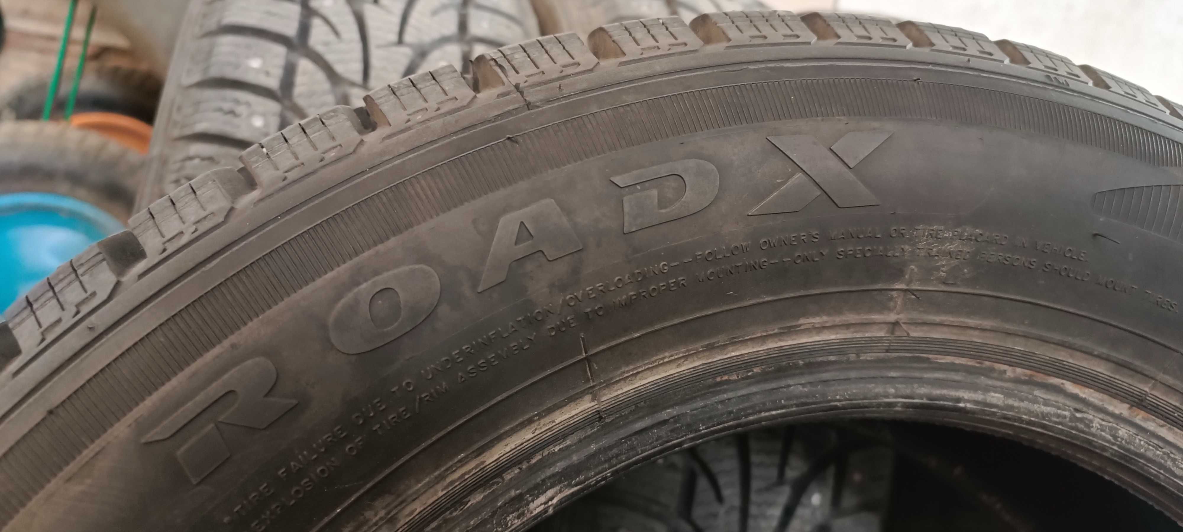 Зимние шипованные RoadX RX Frost WH12