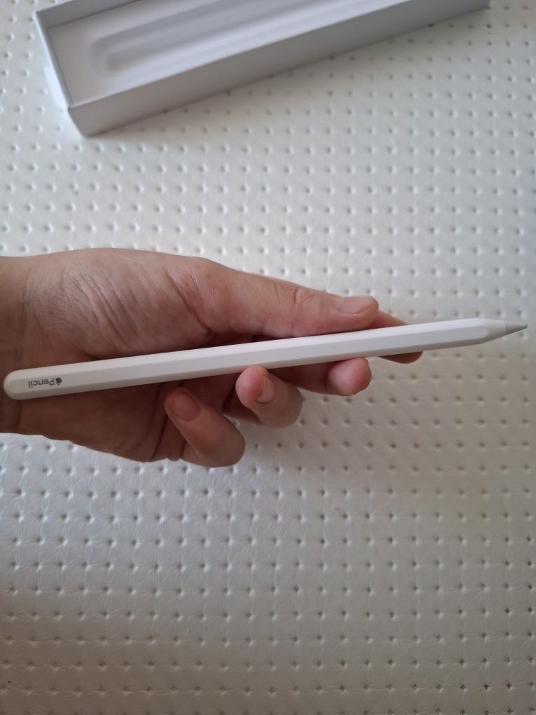 iPad Pro 11" 2022 , 512 ГБ, Wi-Fi, с гарантией+ Apple Pencil 2