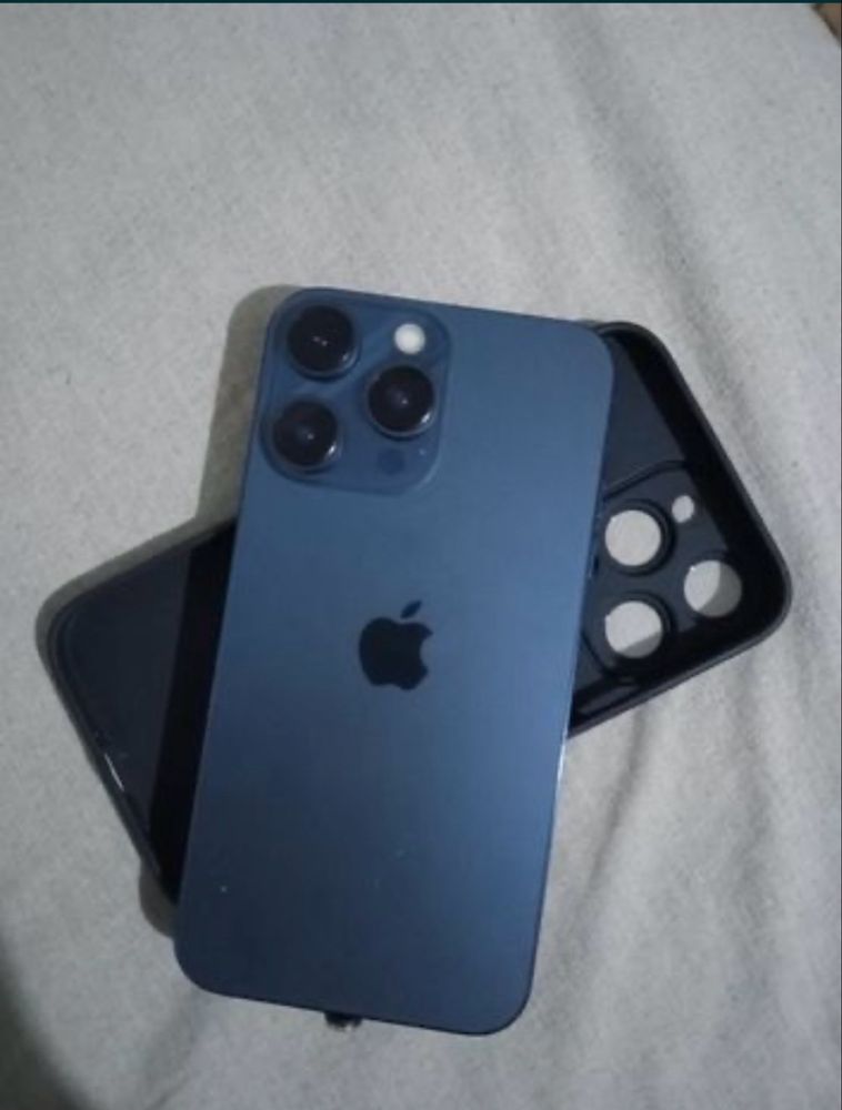 Продам или обменяю iphone xr (корпус 15pro)
