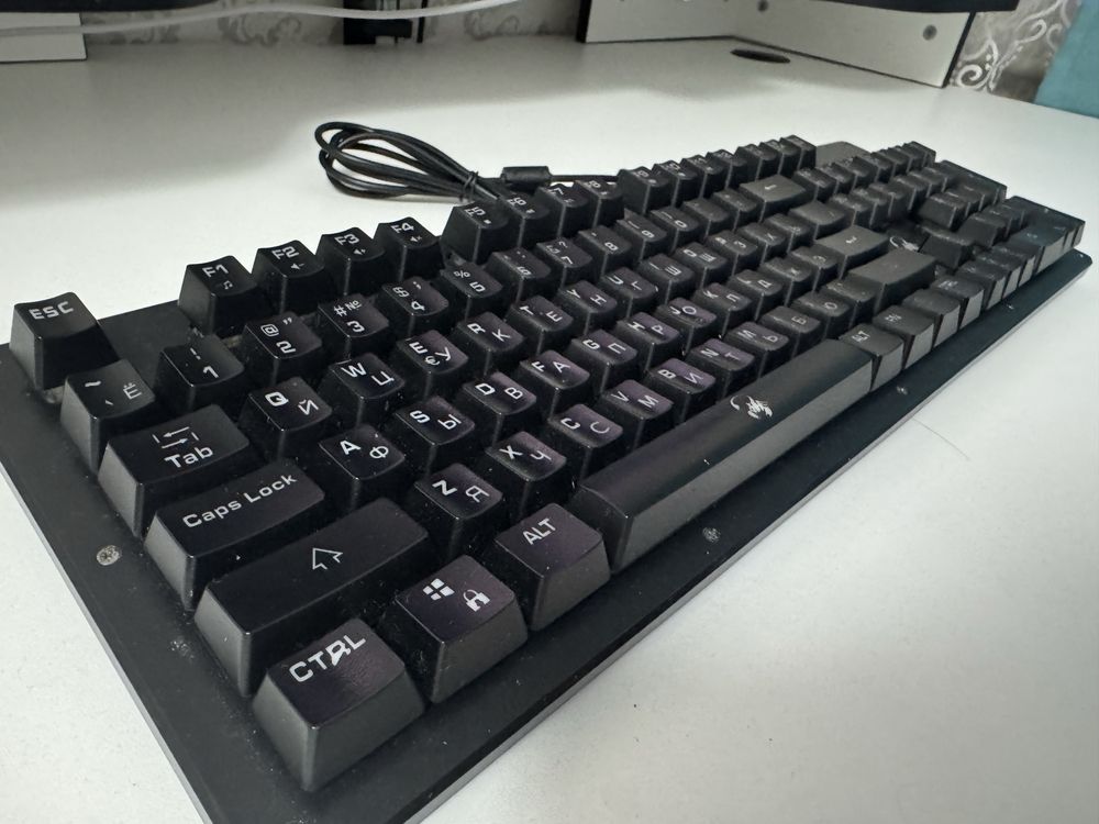 Игровая клавиатура Scorpion K10