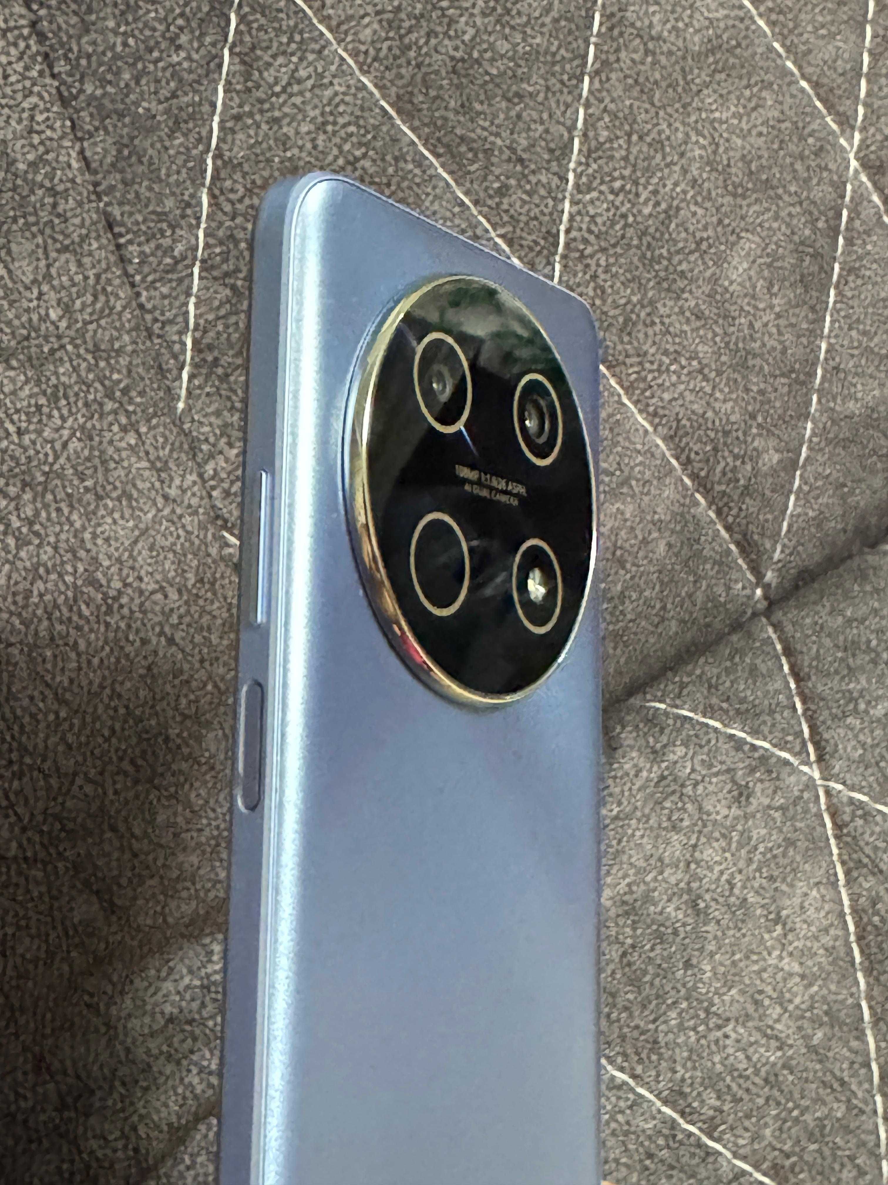 Смартфон Huawei nova 13i
