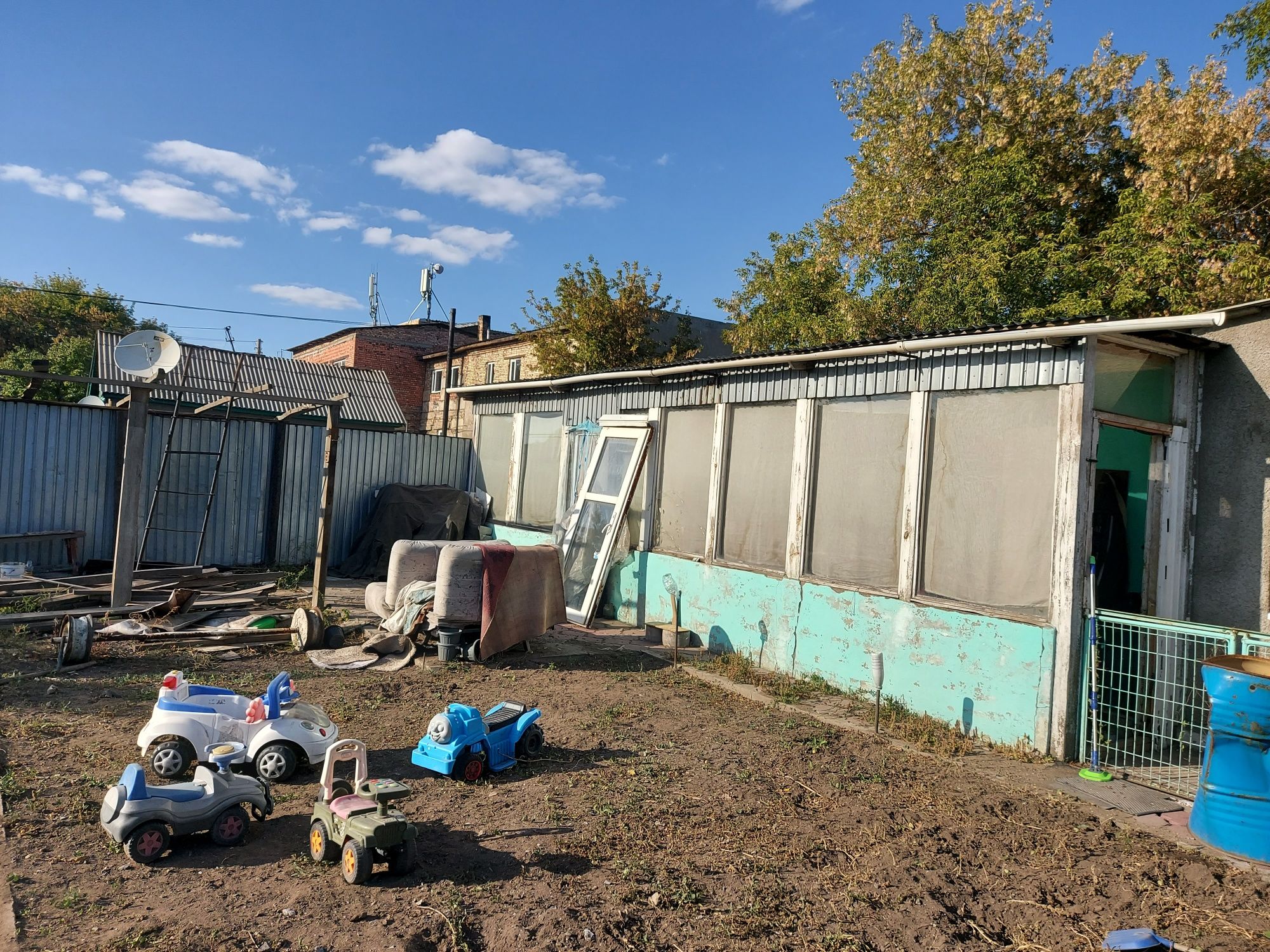 Срочно связи переездом продаем дом или обмен на квартиру
