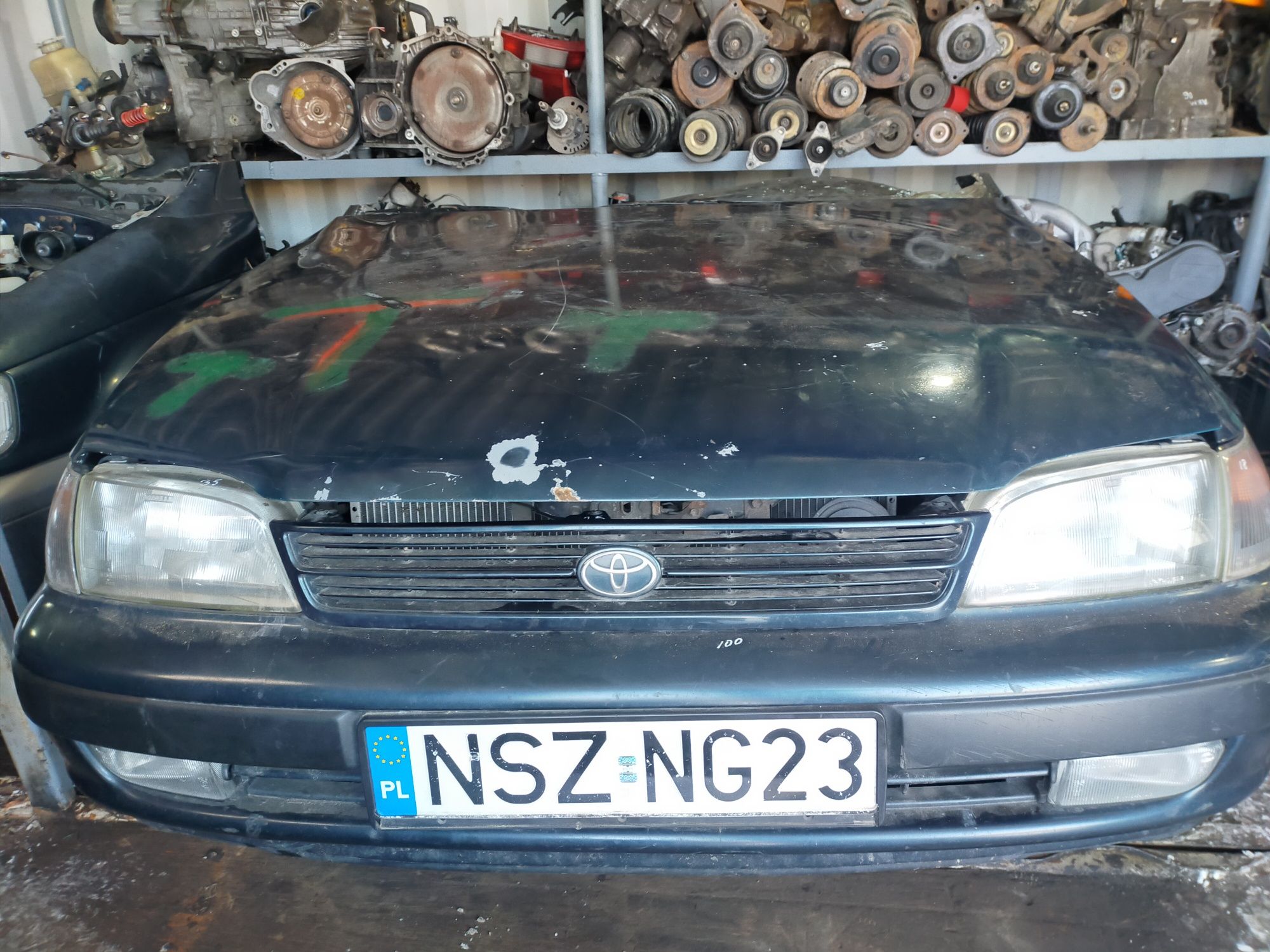 Toyota Carina E по запчастям
