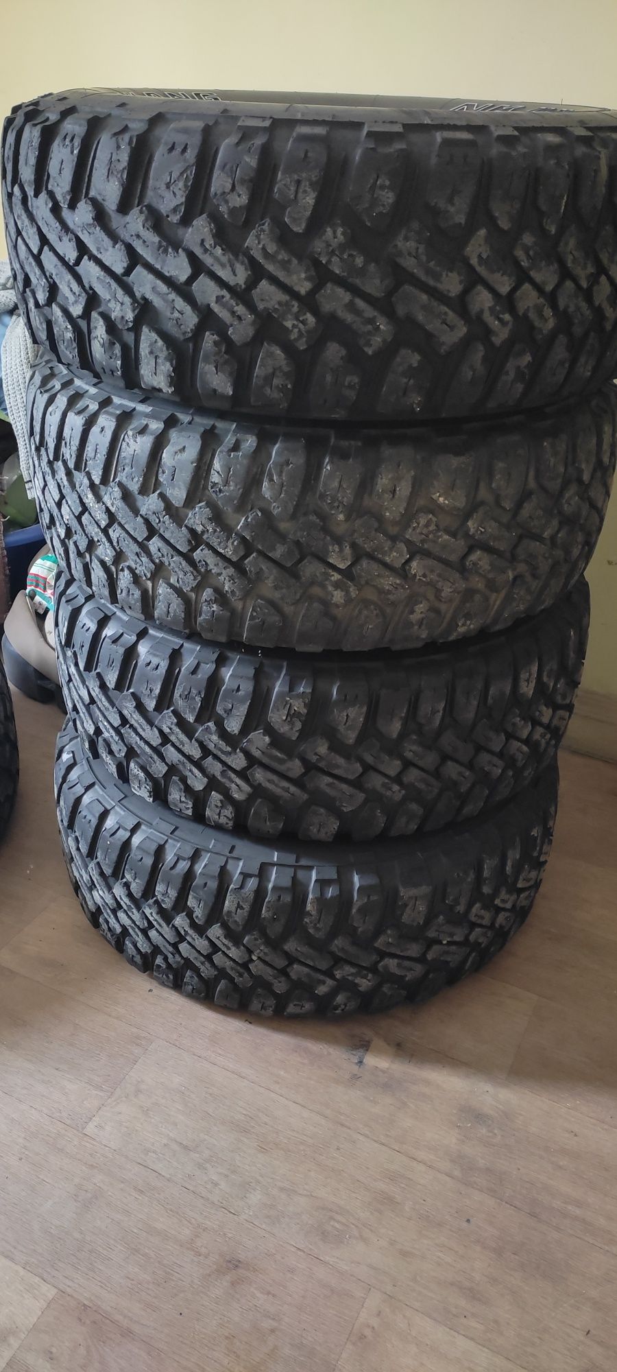 Продам 5 колес МТ 285/75/16