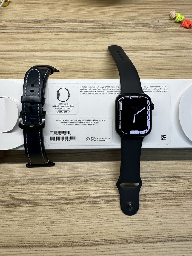 Продам Apple Watch 8