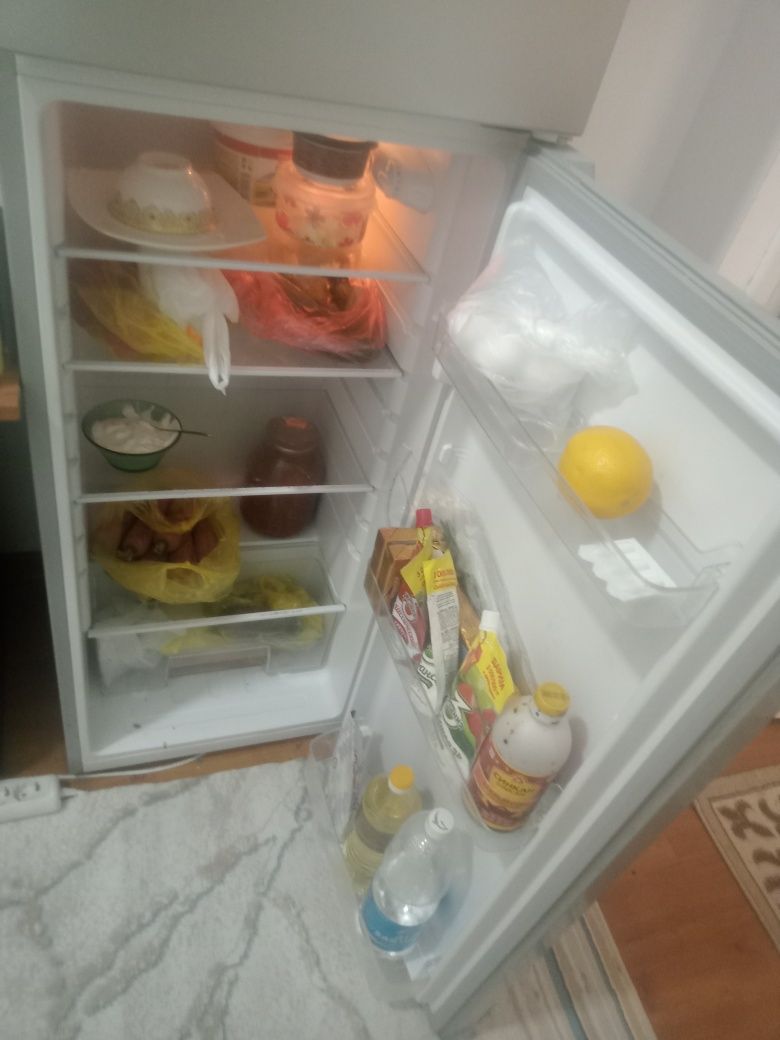 Срочно Продам холодильник