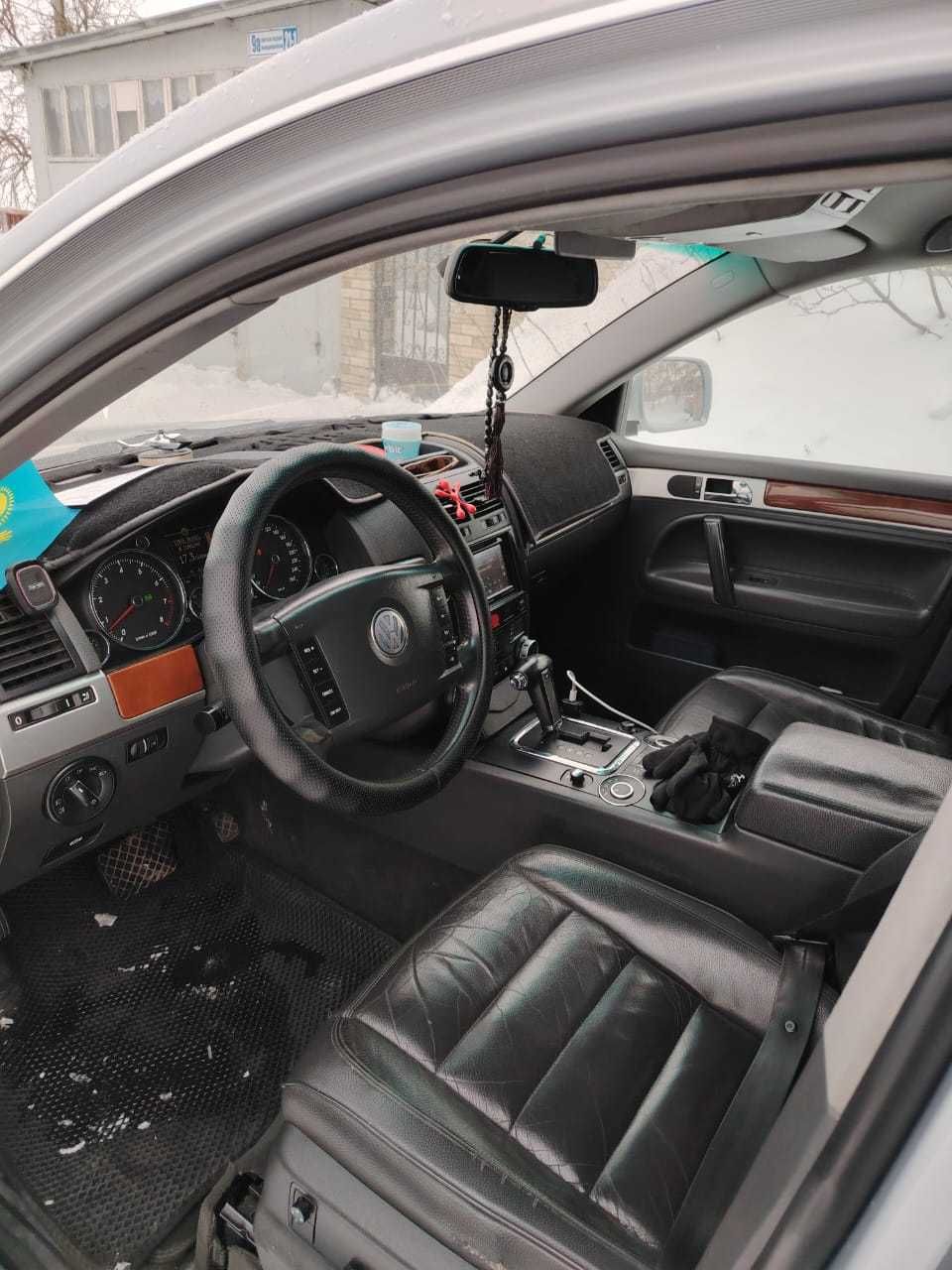 Продаю автомобиль Фольсфаген Таурег Volkswagen Touareg