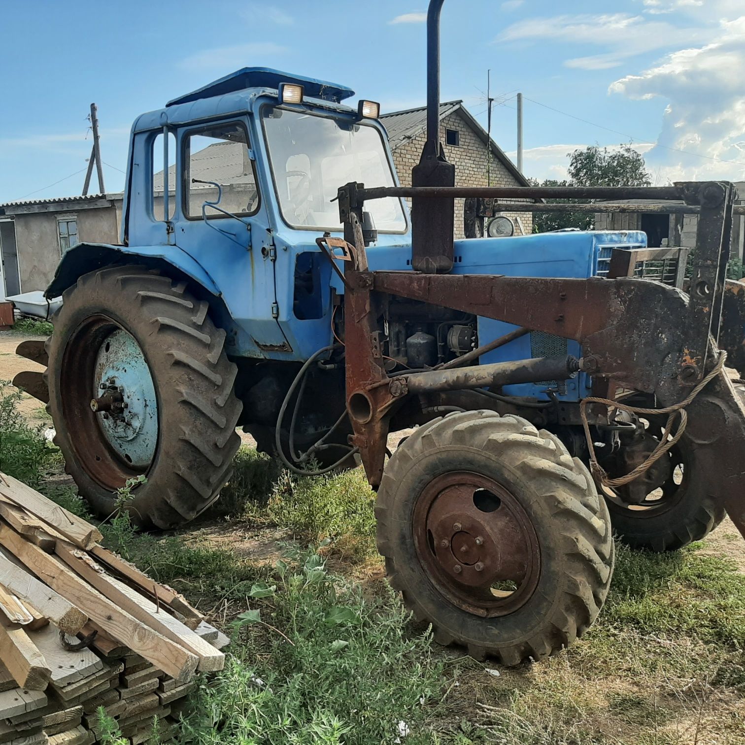 Мтз82 с куном и оборудованием