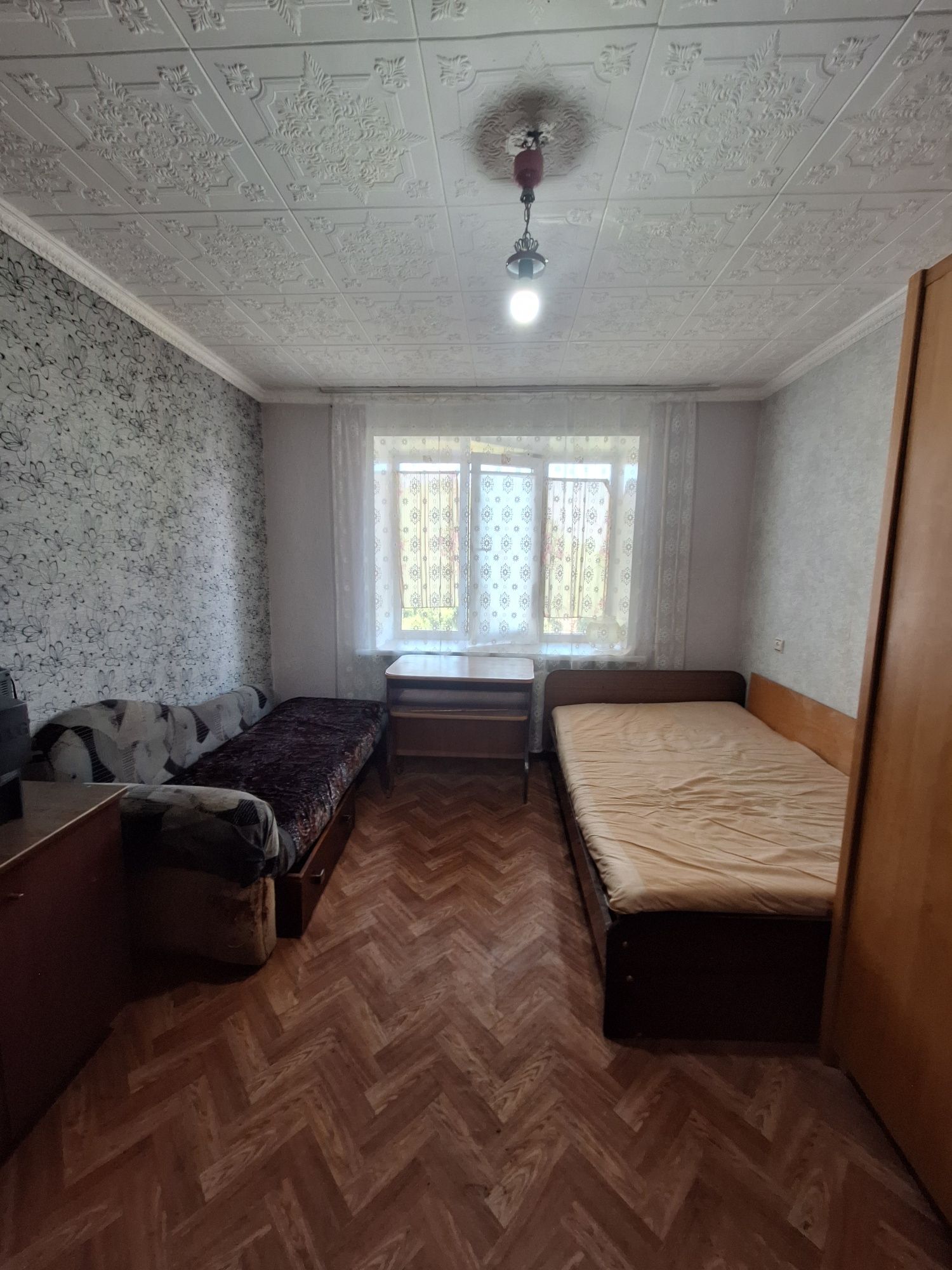 Сдам  комнату в общежитие.