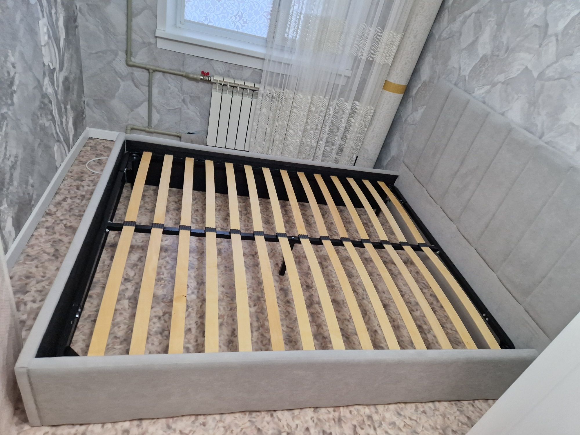 Продам двуспальная кровать