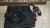 Продам Playstation4 slim в хорошем состоянии.