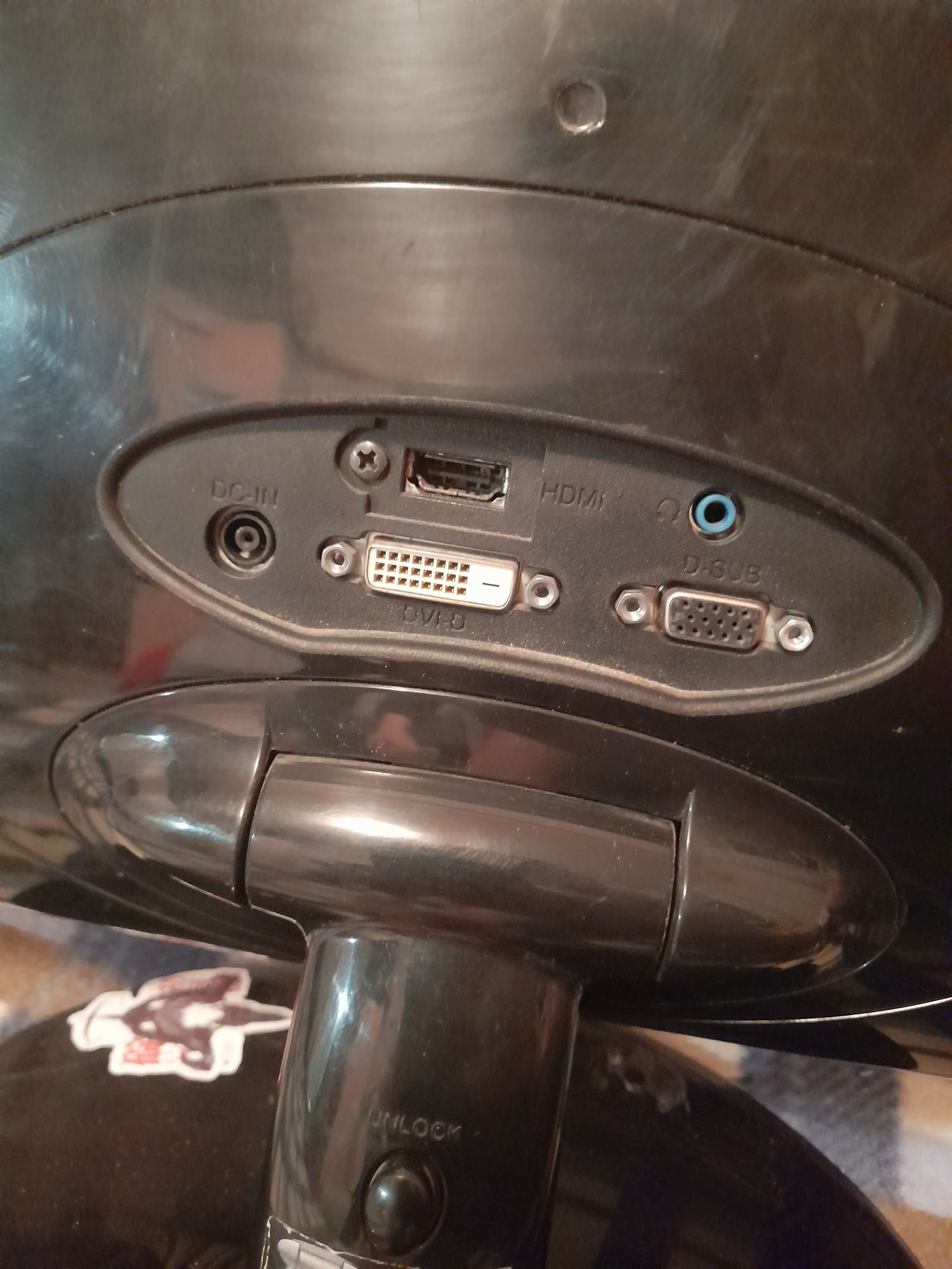 Монитор 22d LG HDMI