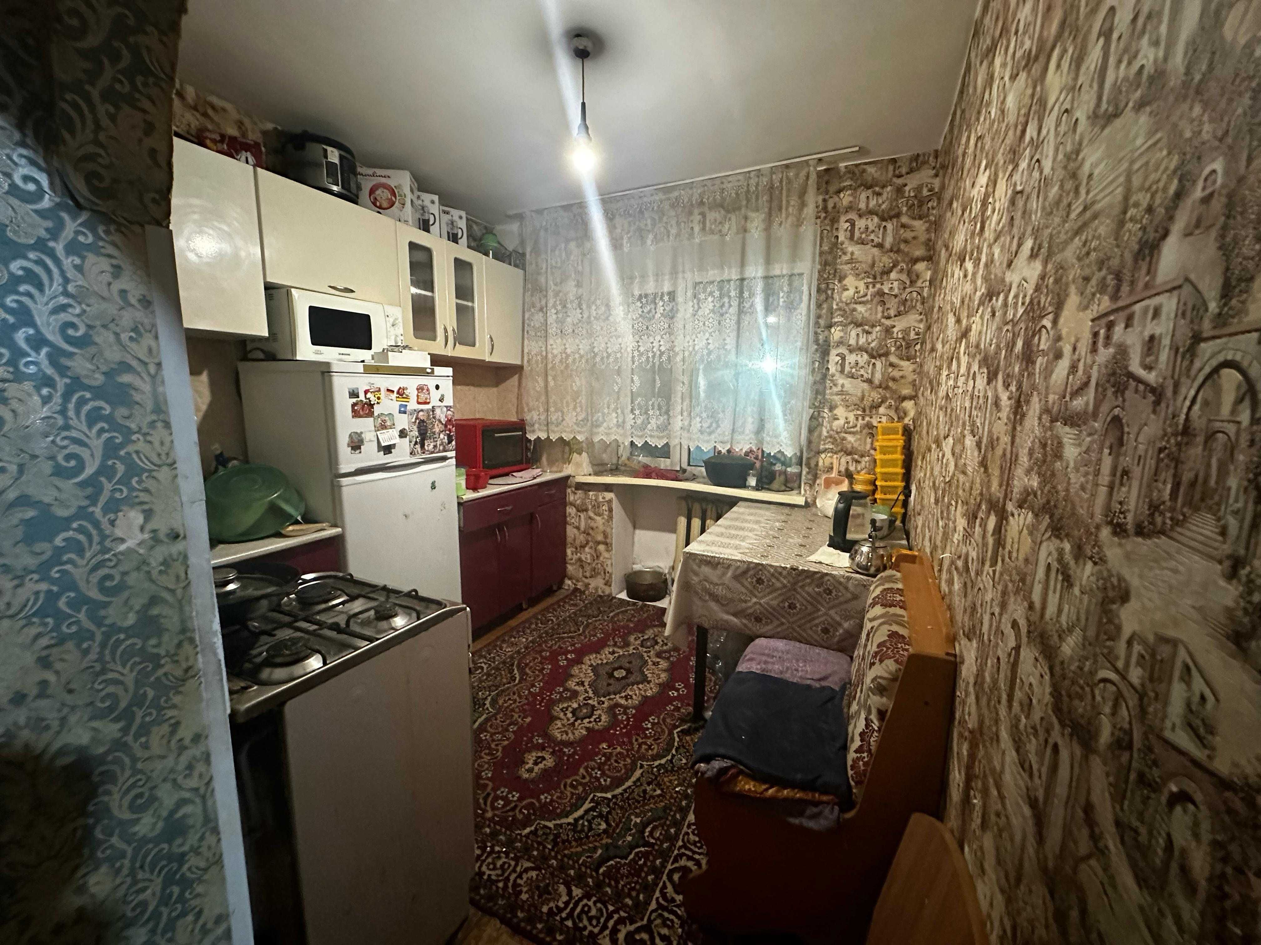 Продам 2-комнатную квартиру по ул.Блюхера!