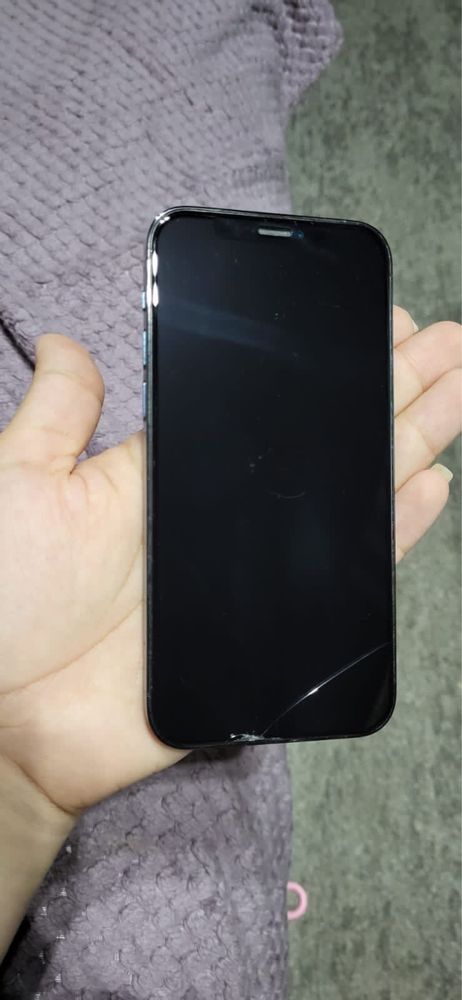 Продам iPhone 12pro