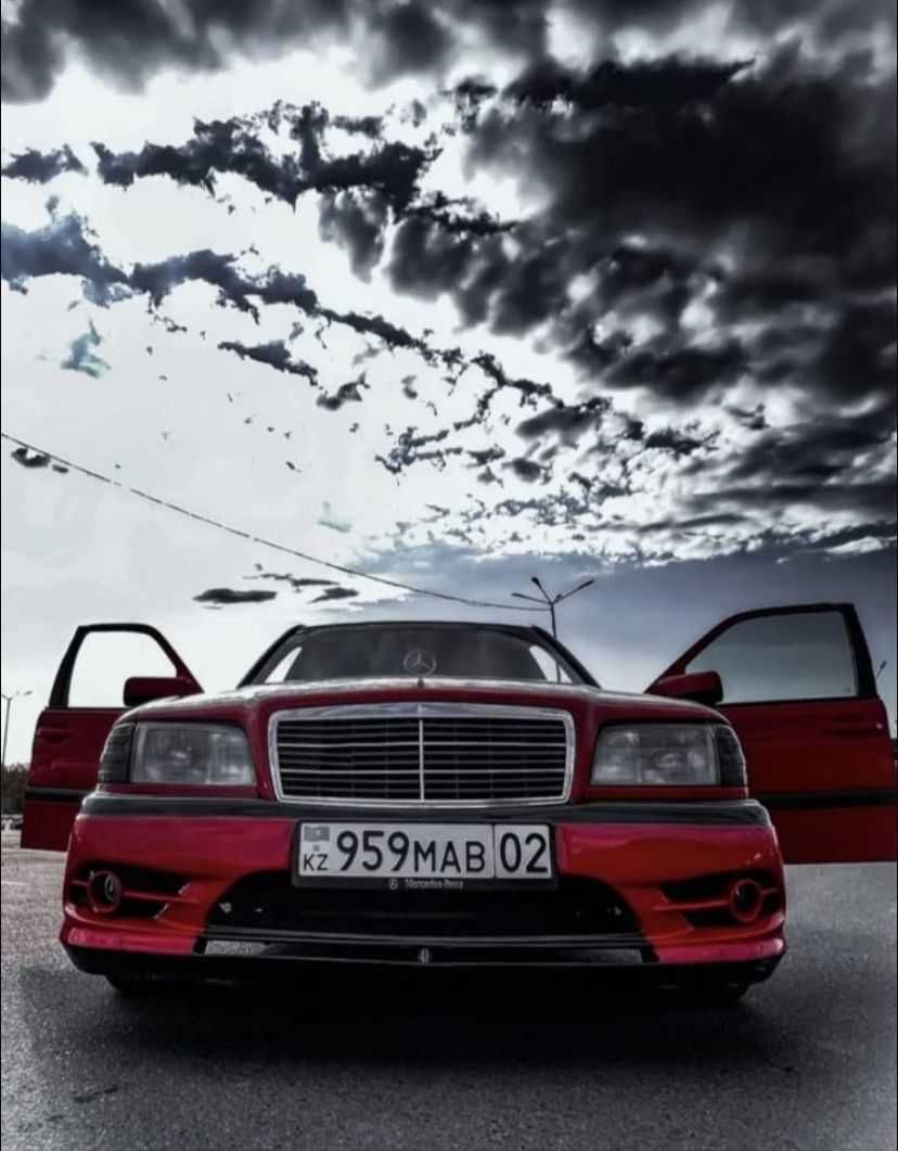 Бампера на Mercedes W202