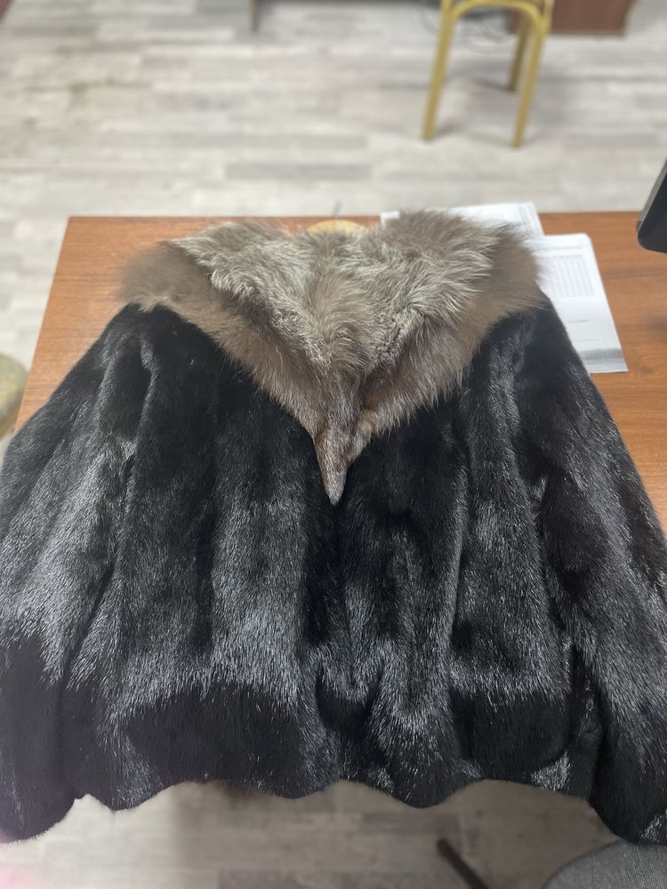 Срочно продам шубу норковую