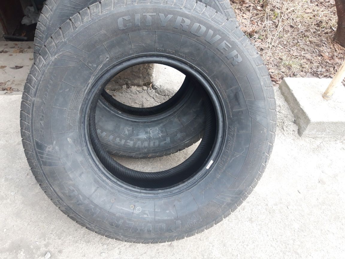 Продам шины.  Резину 275/70R16