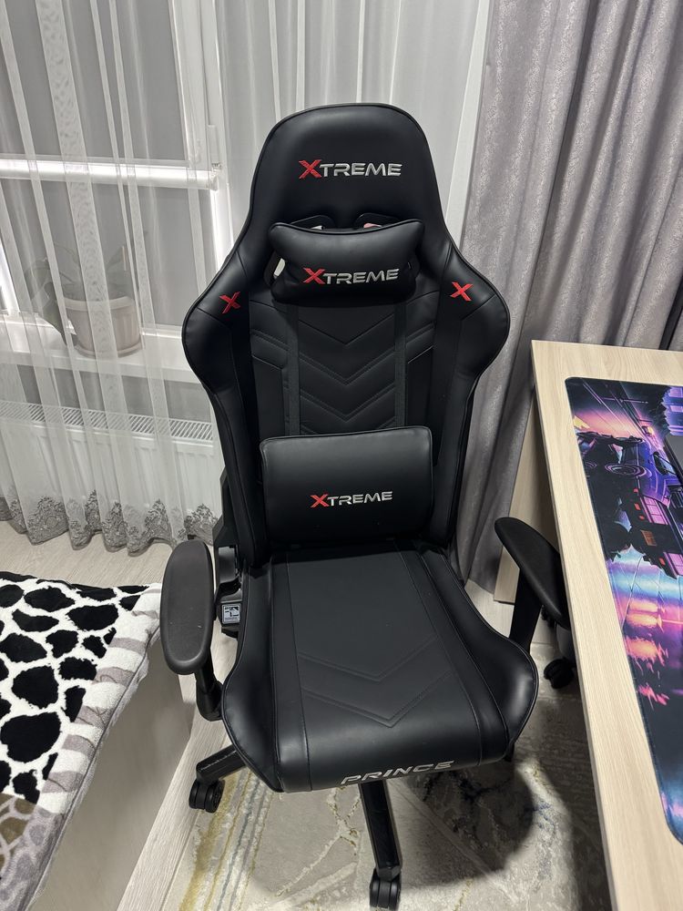 Продам игровое кресло