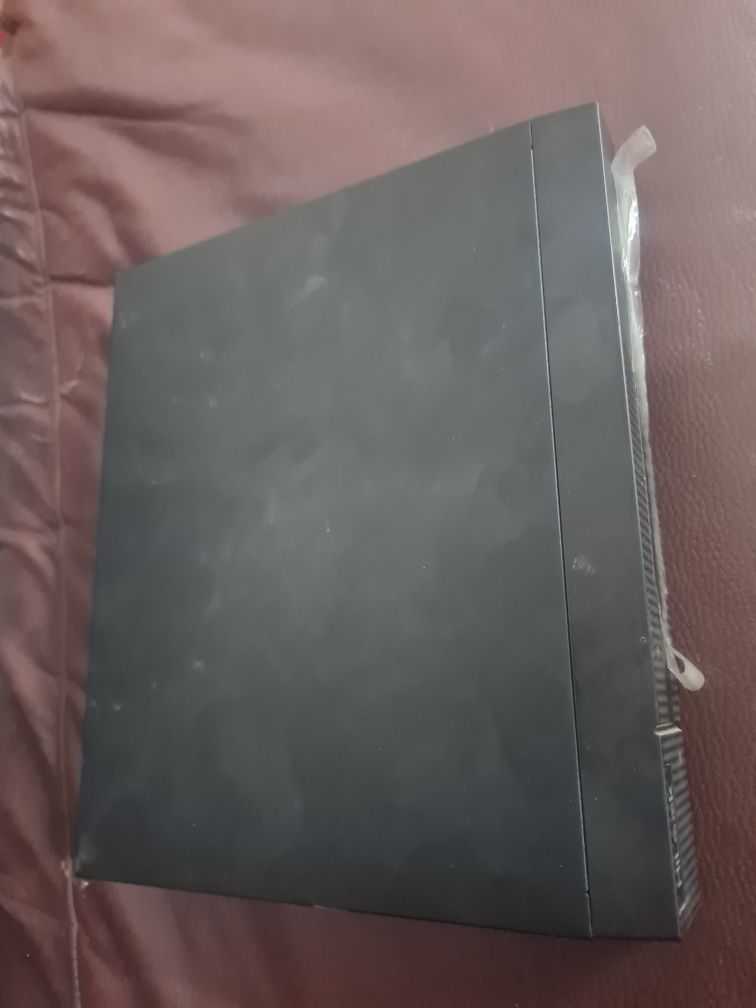 Видеорегистратор HiLook NVR (сетевой) NVR-108MH-D