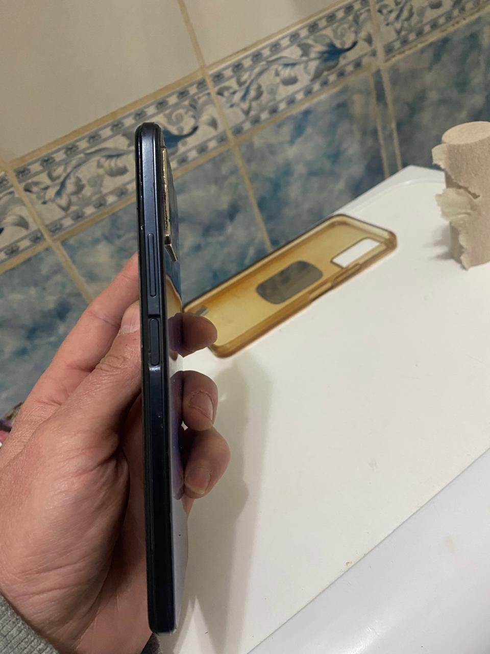 Продам VIVO Y33 4/128