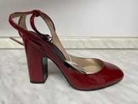 Новые кожаные туфли Zara