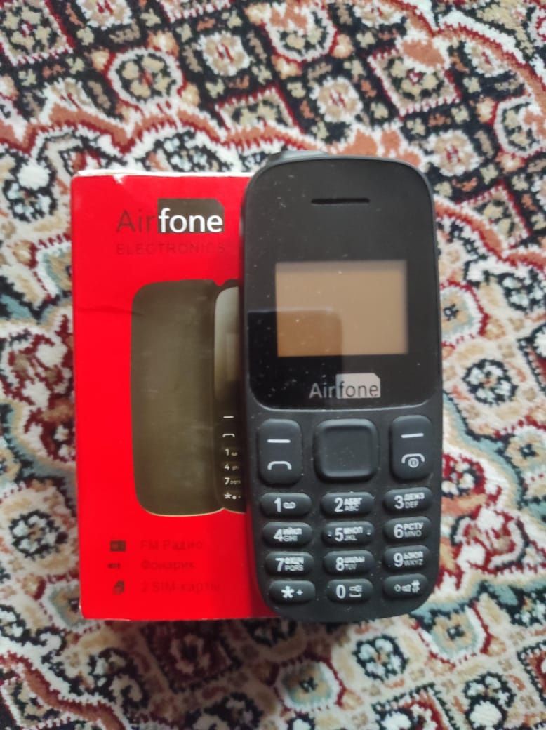 Кнопочный телефон airfone